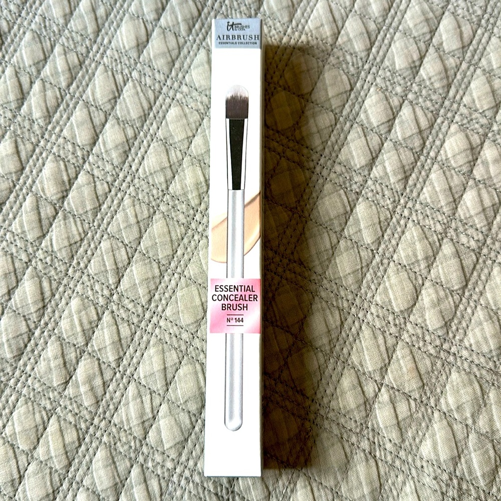 Concealer brush - IT Cosmetics